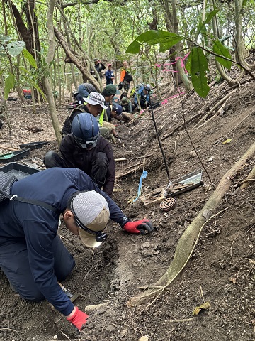 ４月沖縄 遺骨収容 2日目