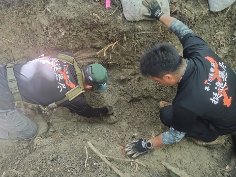 ８月沖縄 遺骨収容 3日目