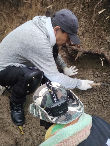 ８月沖縄 遺骨収容９日目